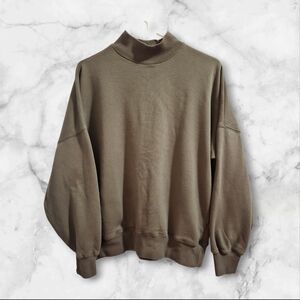 Men's Olive Green Sweater